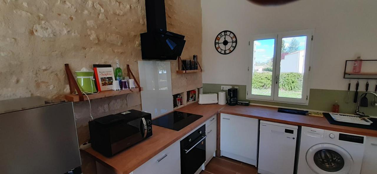 Le Clos Des Chevaliers Pons Exterior foto